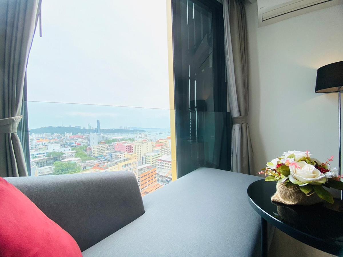 Edge Central Pattaya Vip Condo Extérieur photo